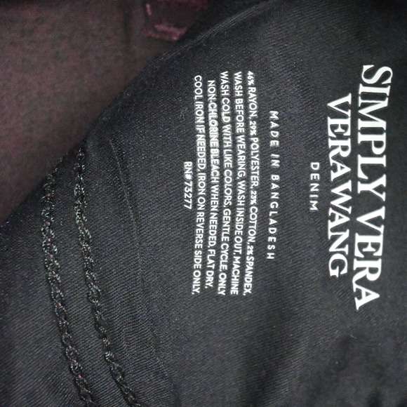 Simply Vera by Vera Wang 14 Skinny Coated Maroon Red‎ Flex Denim Jeans - Picture 4 of 7